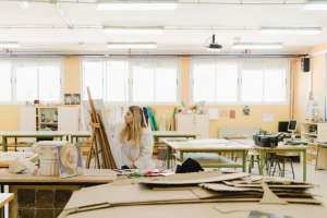 Engaging Students with Interactive Exhibits Engaging Students with Interactive Exhibits